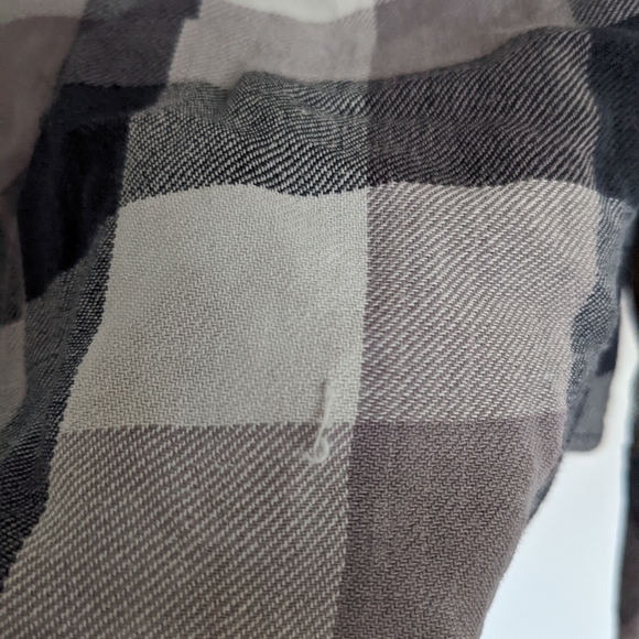 D-TOX Grey Plaid Flannel - Picture 2 of 6